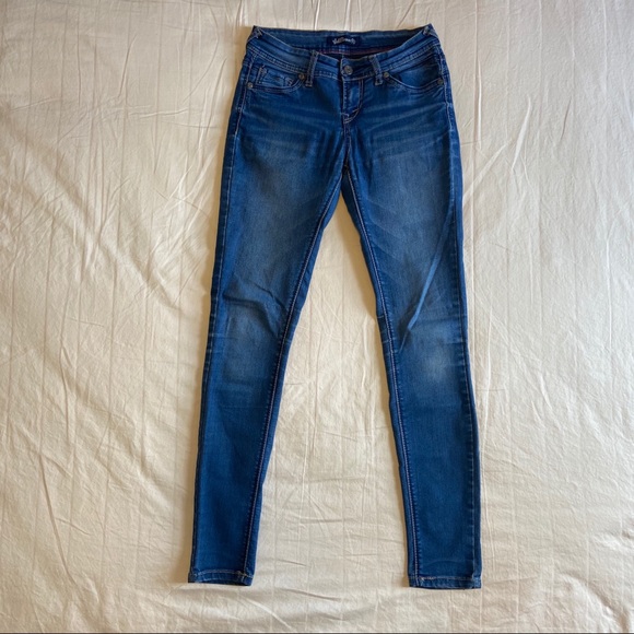 Wallflower Jeans Bundle - Picture 2 of 8